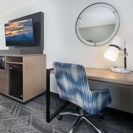 Country Inn & Suites By Radisson Asheville Downtown Tunnel Road المظهر الخارجي الصورة