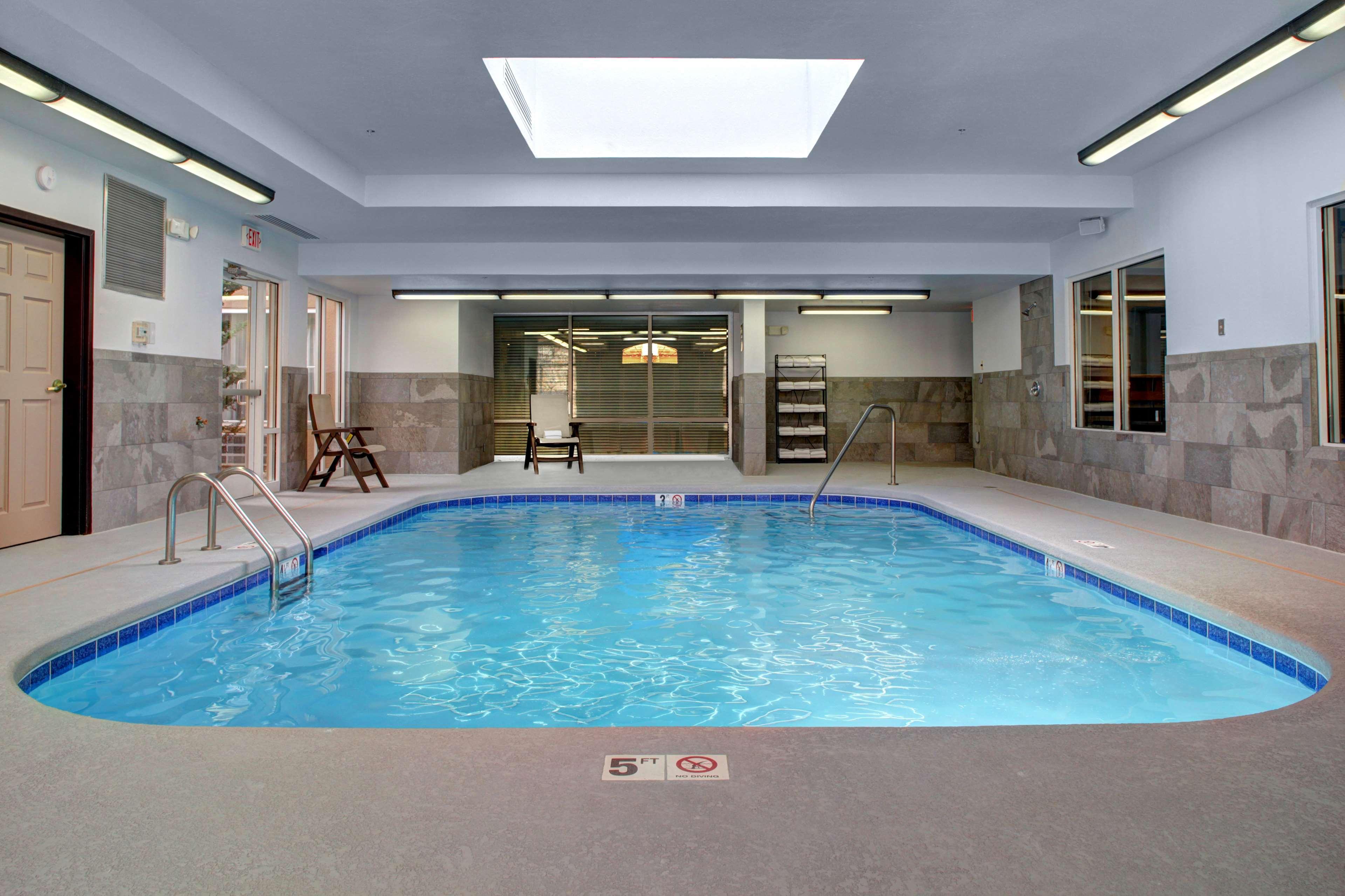 Country Inn & Suites By Radisson Asheville Downtown Tunnel Road المظهر الخارجي الصورة