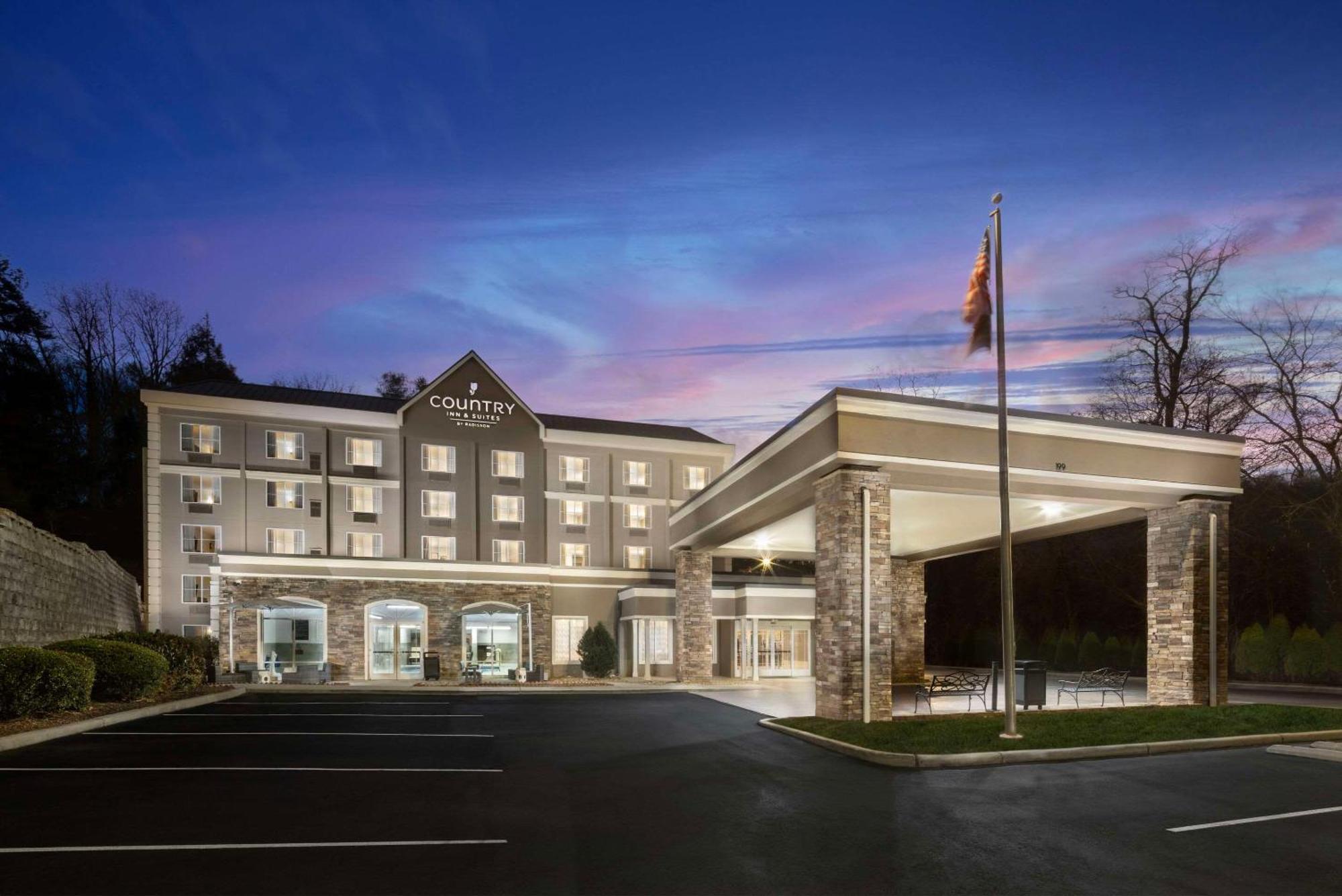 Country Inn & Suites By Radisson Asheville Downtown Tunnel Road المظهر الخارجي الصورة